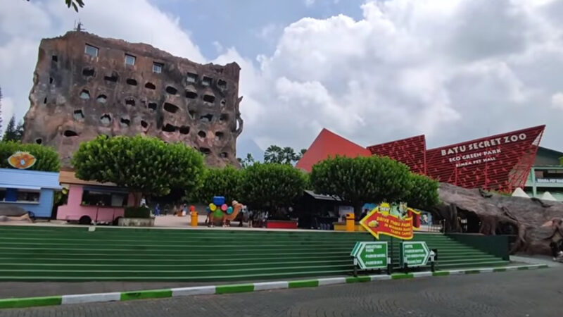 Penampakan tempat wisata Batu Secret Zoo atau kebun binatang Batu. Foto: Tangkapan layar youtube Dewi Novala