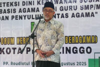 Ketua FKUB Kota Probolinggo, Dr. Ahmad Hudri, ST., MAP, saat sambutan di acara Sarasehan Moderasi. Foto: Humas FKUB Beragama  