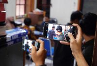 Pelaku saat dimintai keterangan di Mapolres Probolinggo Kota. Foto Humas Polres Probolinggo Kota 